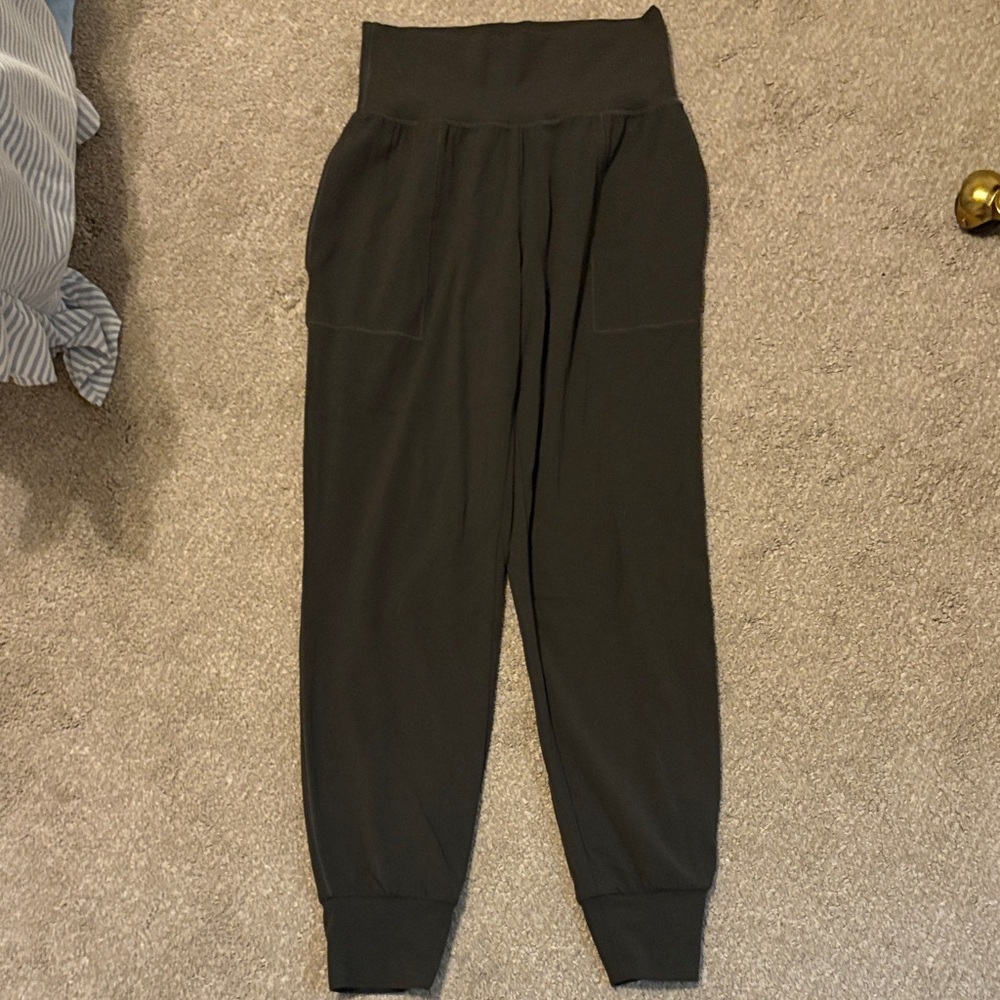 Athleta Black Cruise Jogger